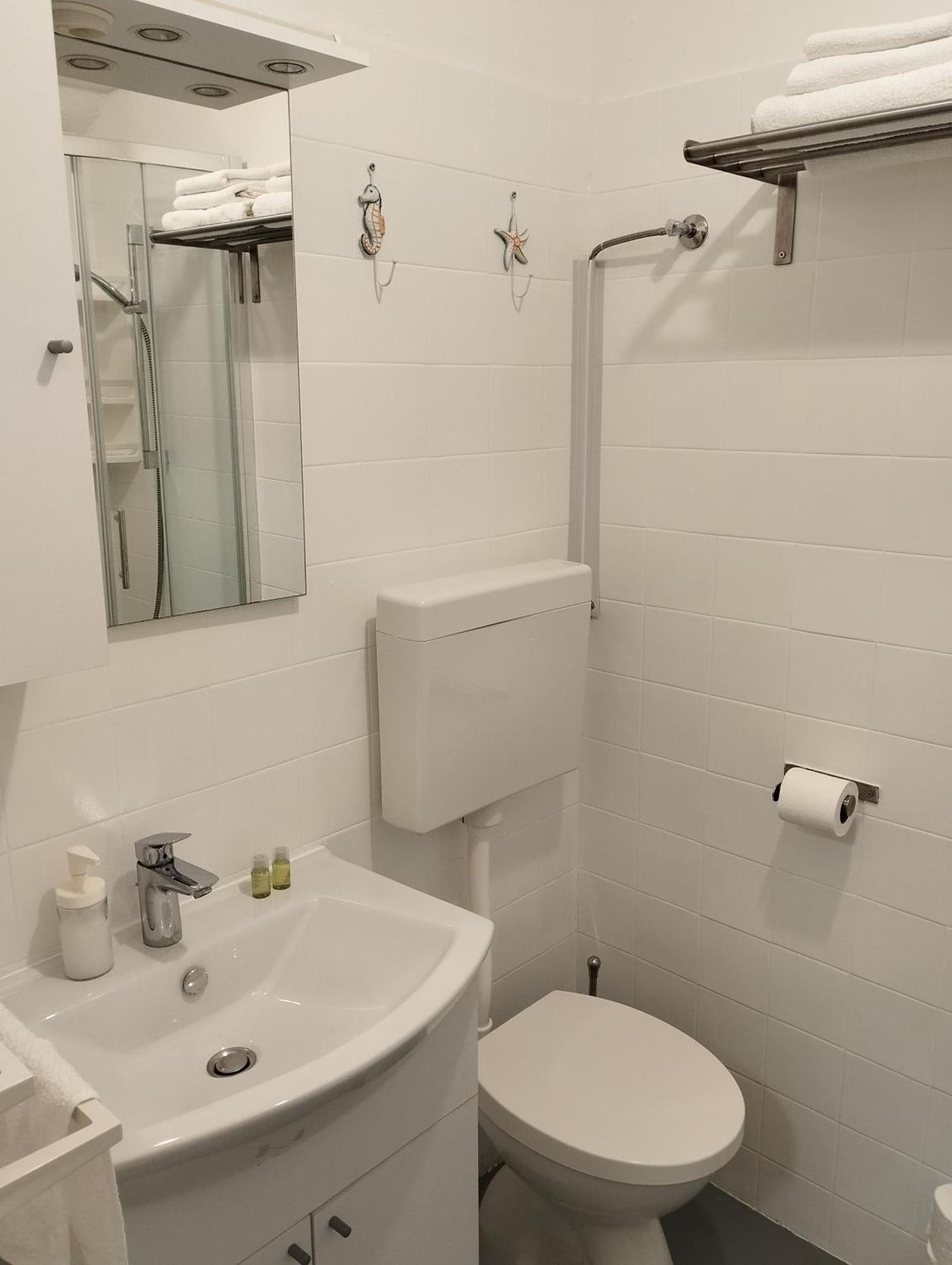 Apartma Only